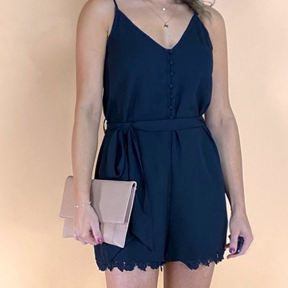 NWT Entro Lace Trim Romper - Picture 4 of 5